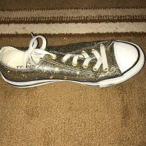 Gold sparkle converse
